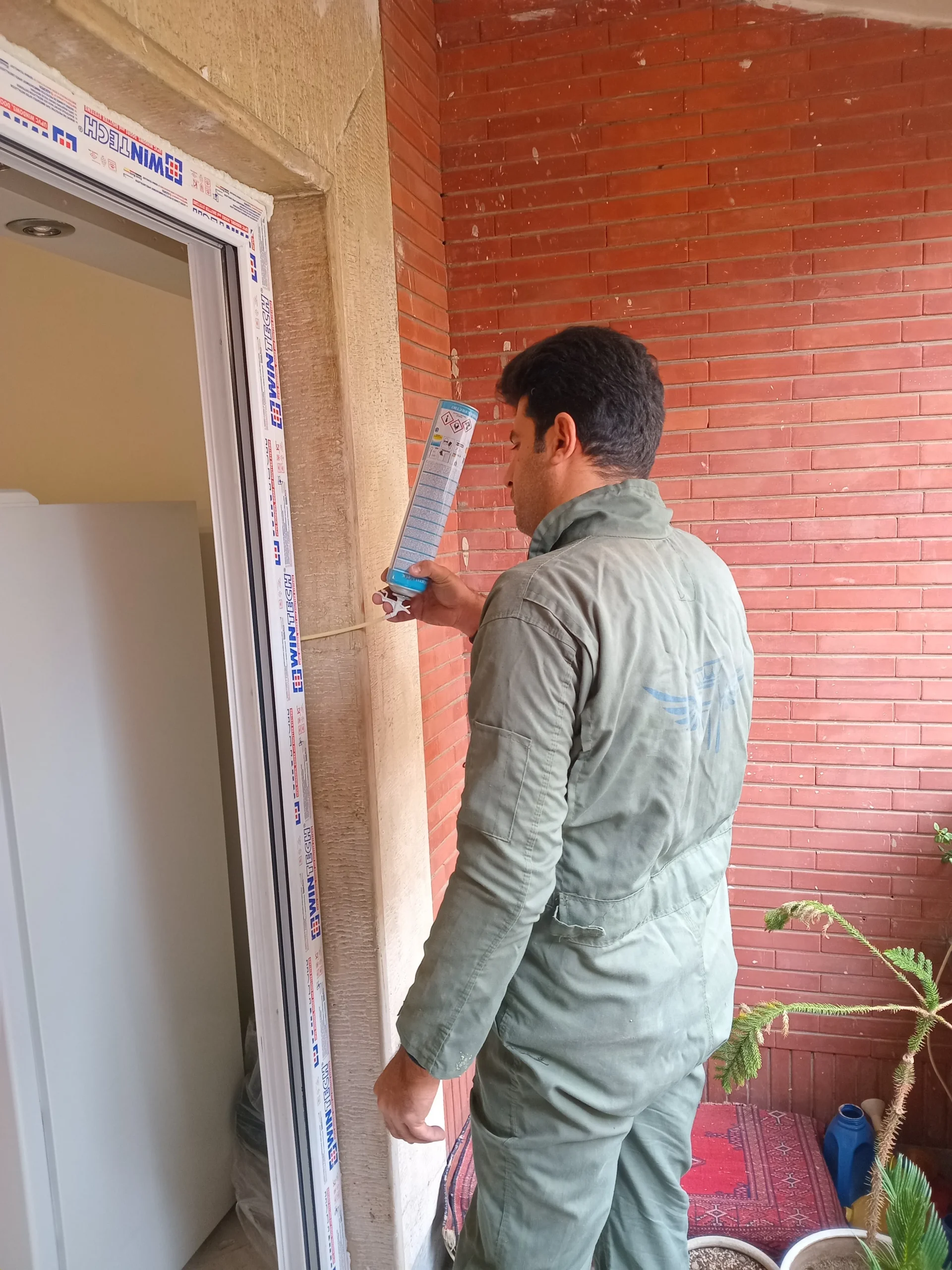 نمونه کار تعویض پنجره قدیمی با پنجره دوجداره upvc